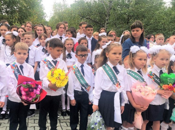 "Первый звонок позвал на урок"